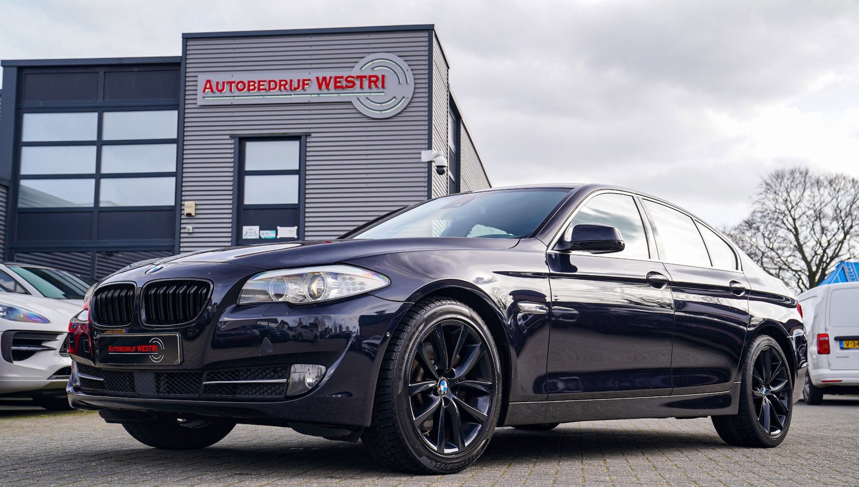 BMW 5-serie - 530i High Executive | Camera | Head up Display | Memory | Adaptief Cruise control - AutoWereld.nl