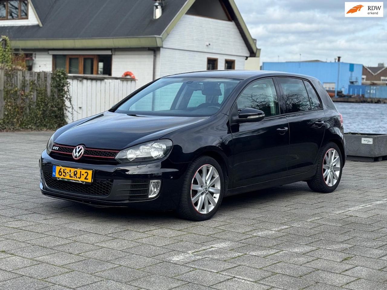 Volkswagen Golf - 1.4 TSI Highline/GTI uitvoering/2eigenaar/navigatie/cruise Controle/aluminium velgen - AutoWereld.nl