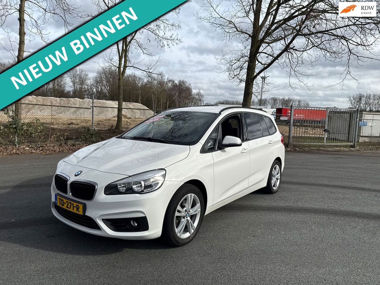 BMW 2-serie Gran Tourer - 218i 7p. High Executive NETTE AUTO RIJDT EN SCHAKELT GOED - AutoWereld.nl