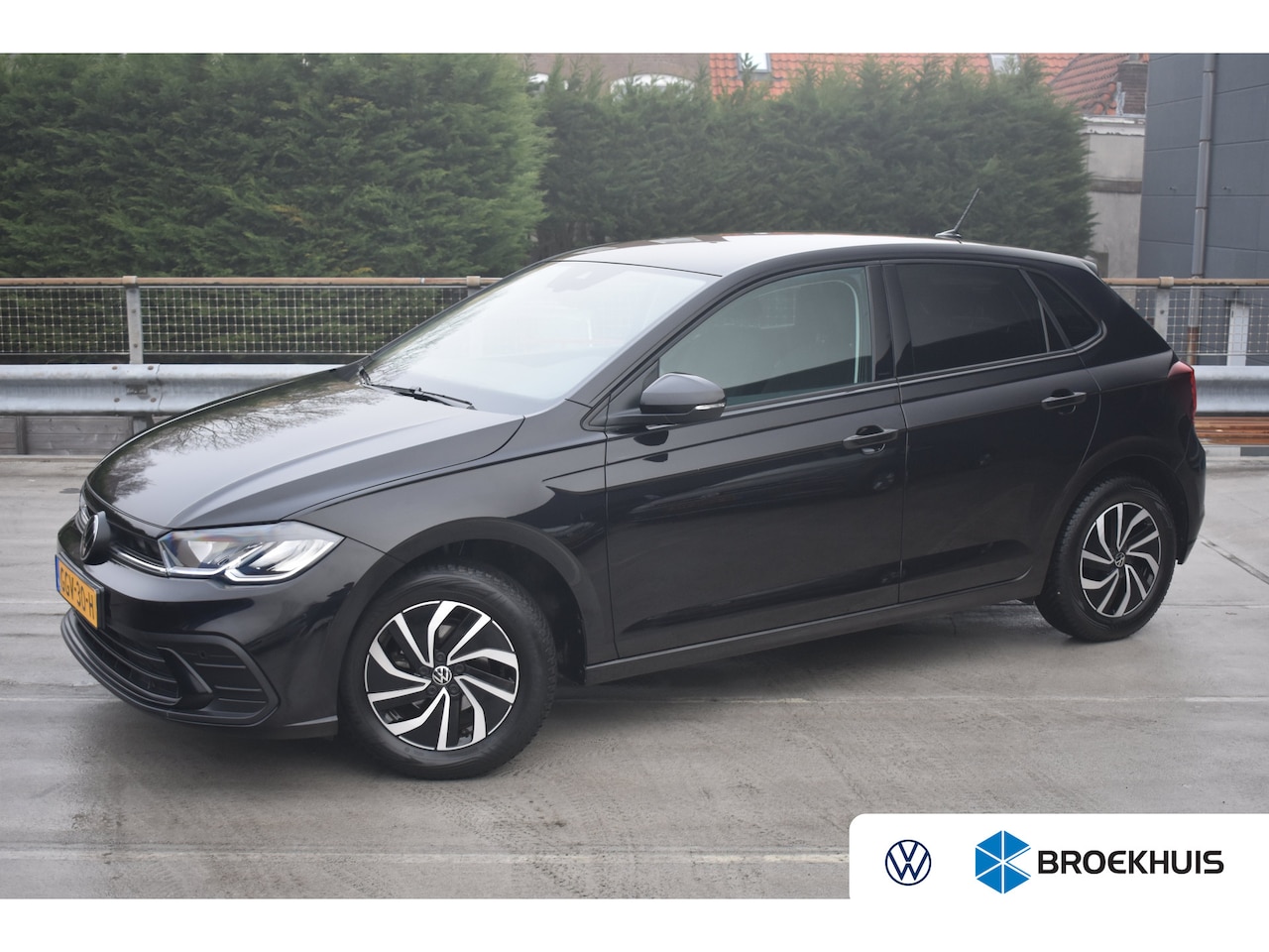 Volkswagen Polo - 1.0 TSI 95PK Life Edition | STOELVERW. | CAMERA | ALL SEASON | ADAPT. CRUISE | APP. CONNEC - AutoWereld.nl