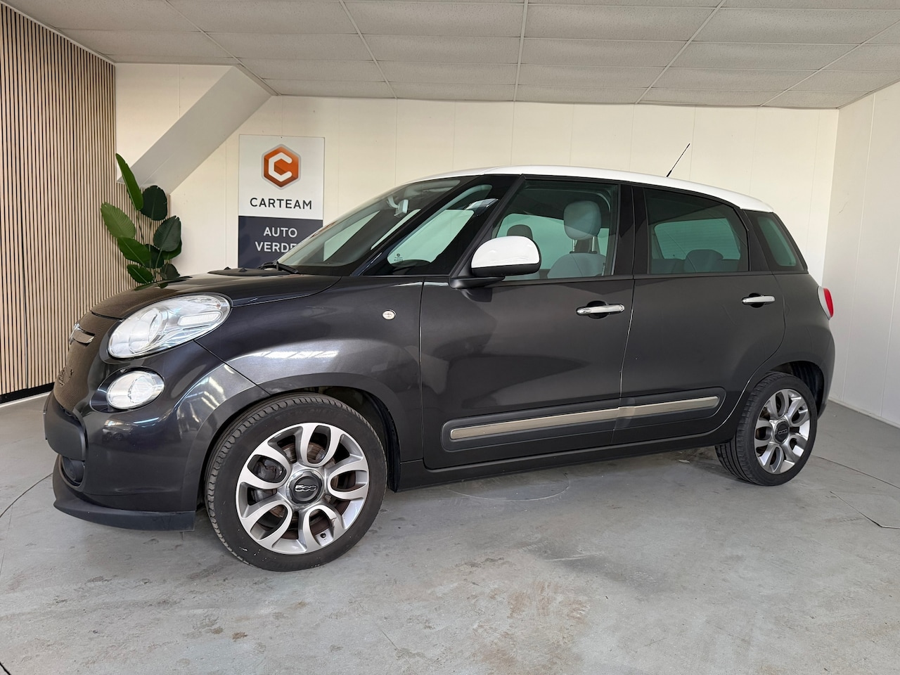 Fiat 500 L - 0.9 TwinAir Easy Eco Airco, LMV, Cruise control, Park assist - AutoWereld.nl