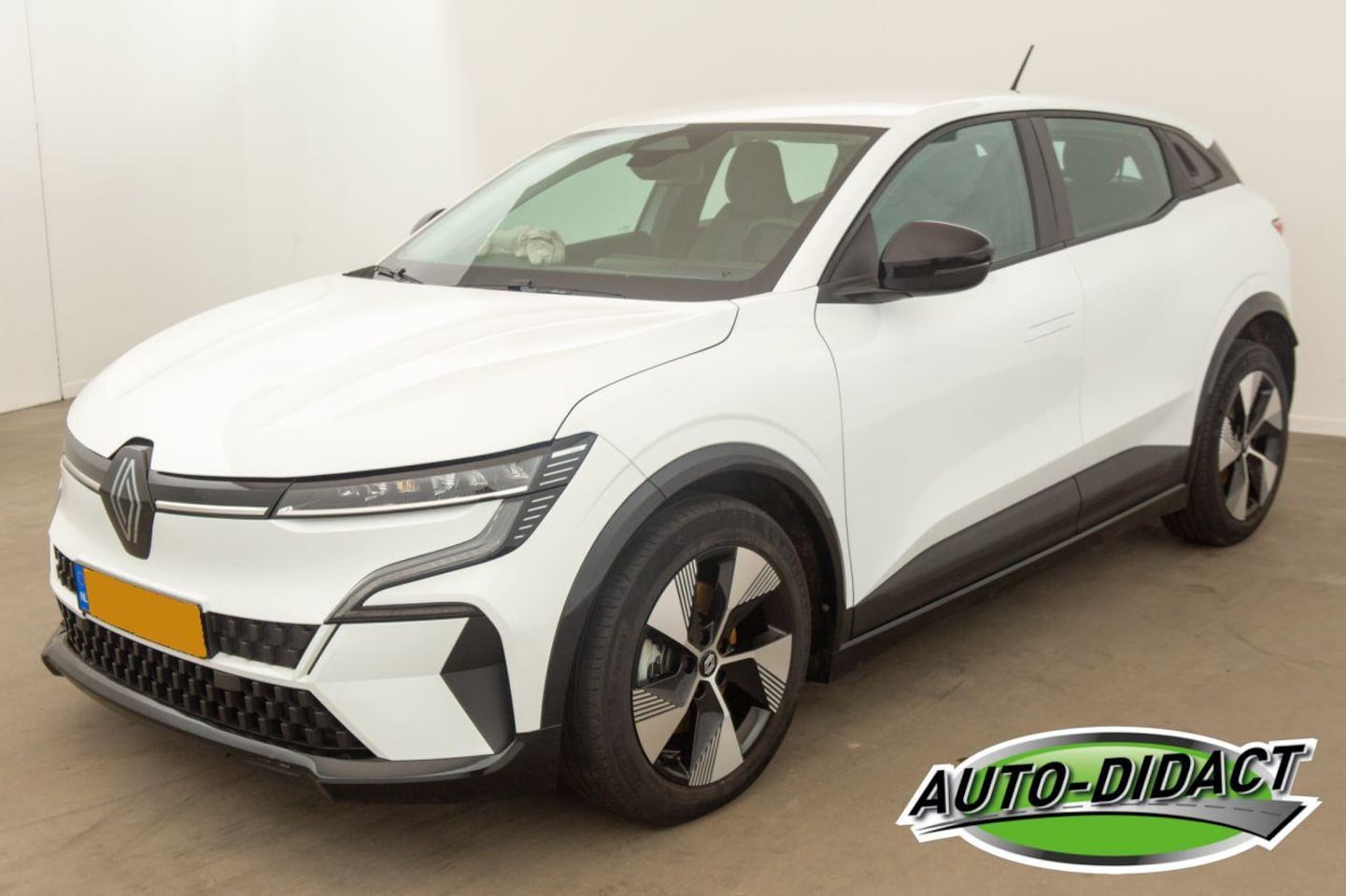 Renault Mégane E-Tech - EV60 Optimum Charge Business Ed. Evolution EV60 Optimum Charge Business Ed. Evolution - AutoWereld.nl