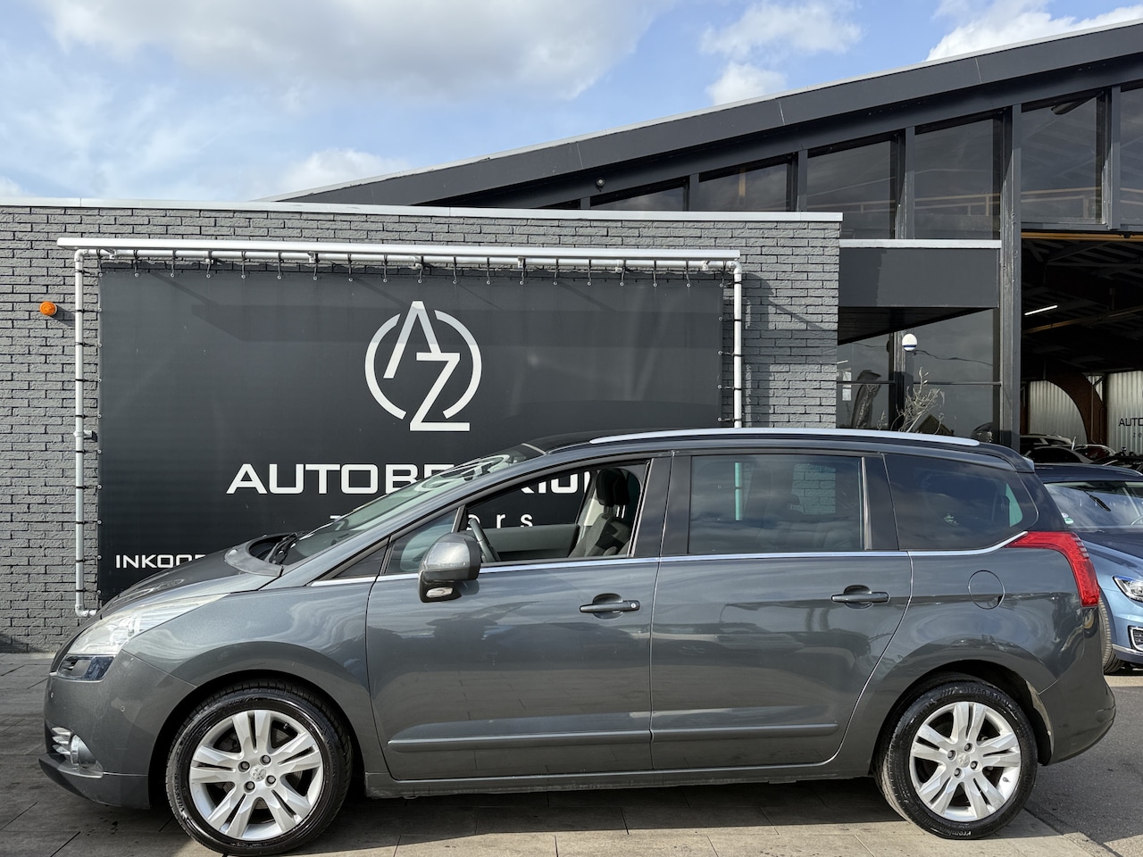 Peugeot 5008 - 1.6 Blue Lease Executive 7 Persoons *Glasdak*Navi* - AutoWereld.nl