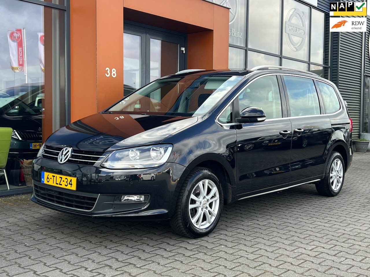 Volkswagen Sharan - 1.4TSI 7p.|PDC|Navigatie|Cruise|Climate - AutoWereld.nl