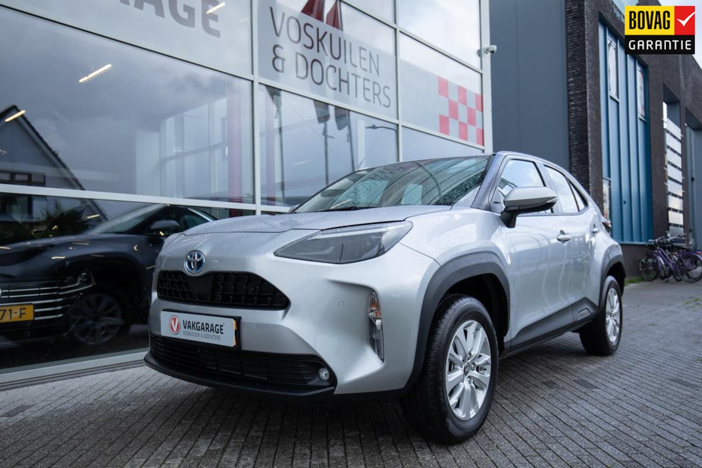 Toyota Yaris Cross - 1.5 Hybrid Dynamic | Camera | Sensoren voor en achter - AutoWereld.nl