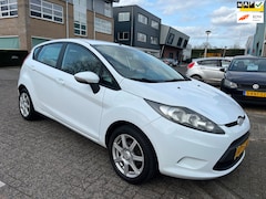 Ford Fiesta - 1.25 Limited 5 deurs zeer nette auto