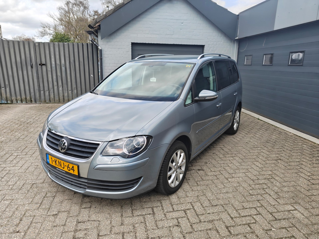 Volkswagen Touran - 1.4 TSI Highline 1.4 TSI Highline,Dsg automaat,Cruise control,Navi,Parking system,7 persoons, - AutoWereld.nl