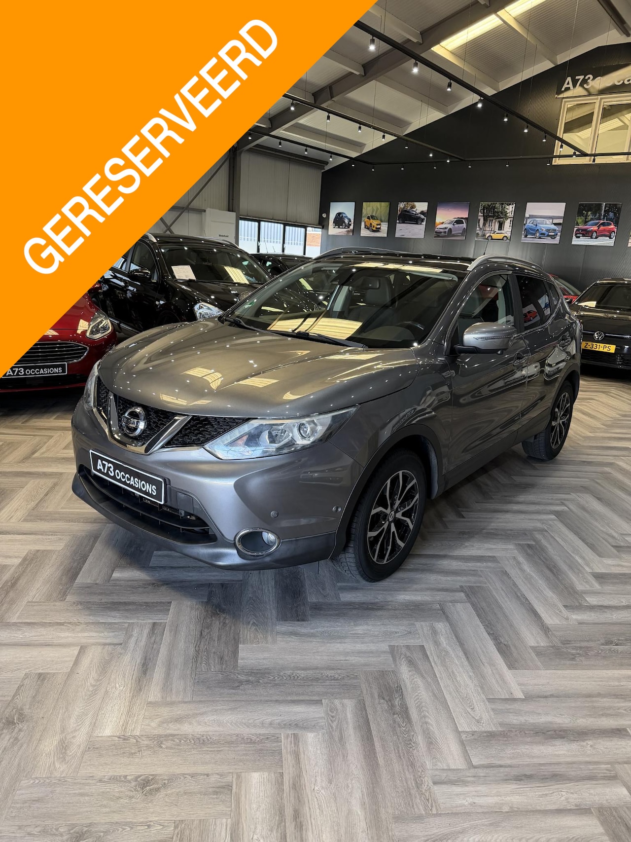 Nissan Qashqai - 1.2 Tekna Trekhaak,automaat,camera,pdc,pano,elctr stoelen - AutoWereld.nl