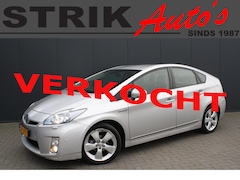 Toyota Prius - 1.8 Executive - NAVIGATIE - CAMERA - LEDER - PDC - TREKHAAK