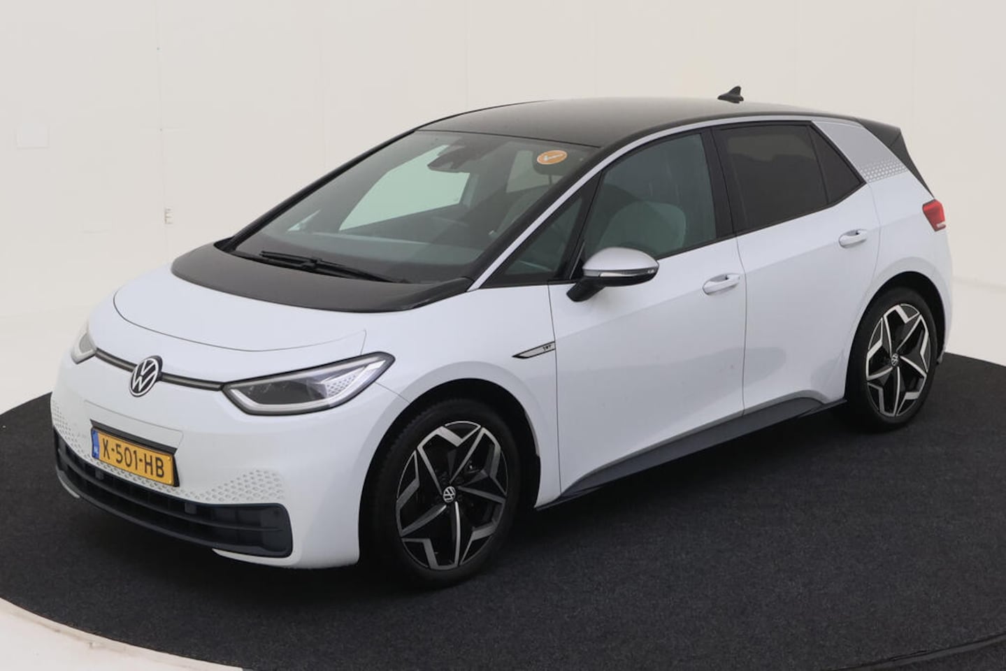 Volkswagen ID.3 - 58kWh 204pk 1ST Plus [ CAMERA+VIRTUAL+STOELVERWARMING ] - AutoWereld.nl
