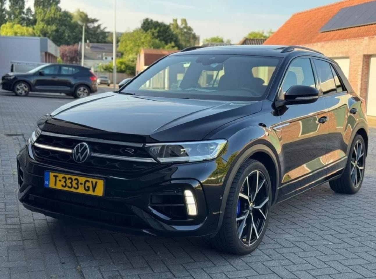 Volkswagen T-Roc - 2.0 TSI 4Motion 7-DSG - AutoWereld.nl