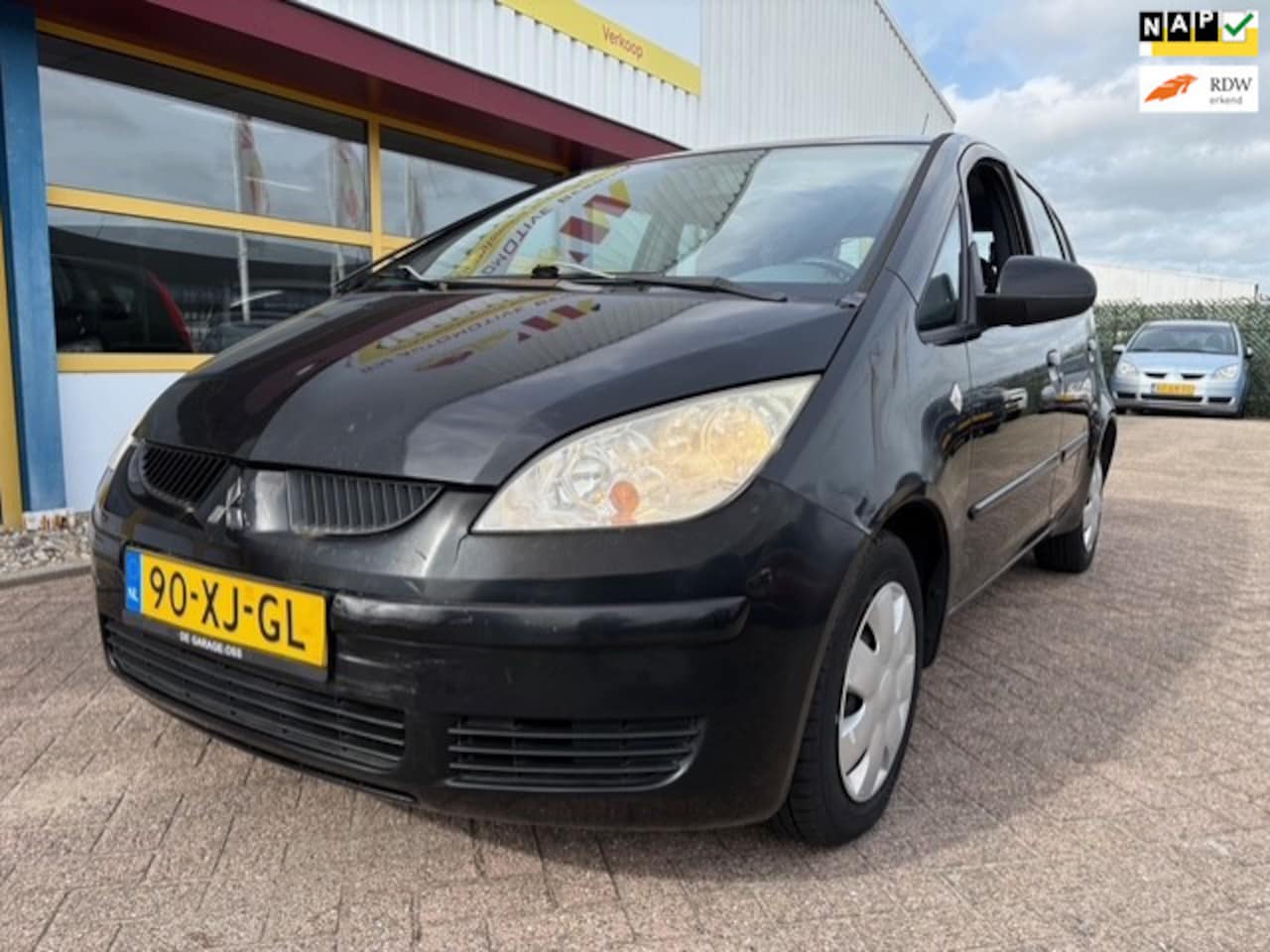 Mitsubishi Colt - 1.3 Invite AUTOMAAT - AutoWereld.nl