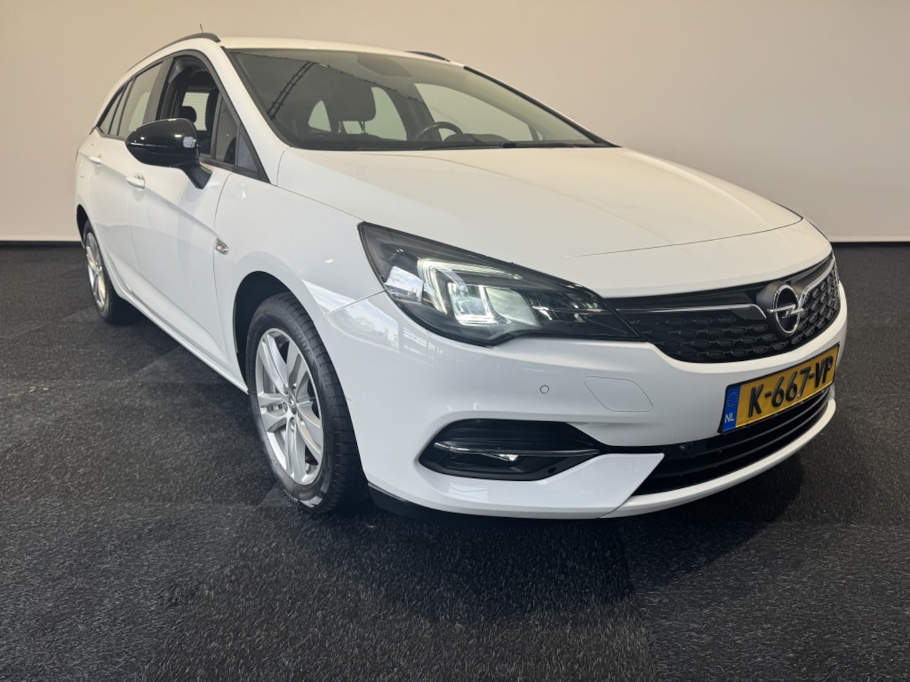 Opel Astra Sports Tourer - 1.2 Edition 1.2 Edition - AutoWereld.nl