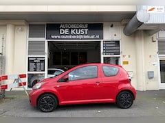 Toyota Aygo - 1.0-12V 2009 3-Drs Nieuwe APK
