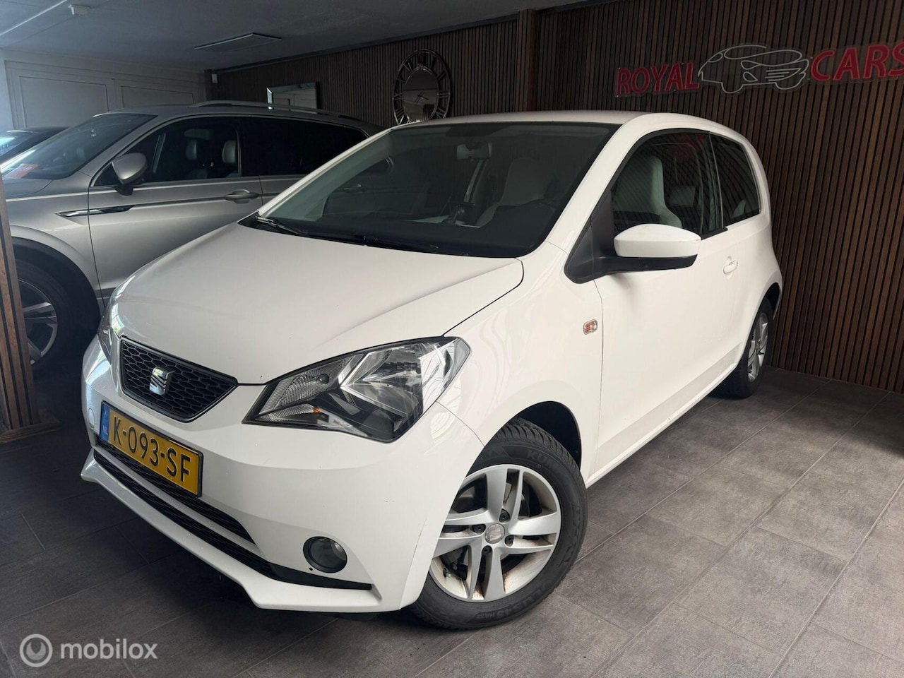 SEAT Mii - 1.0 Style/Automaat / Airco/ Navigatie - AutoWereld.nl