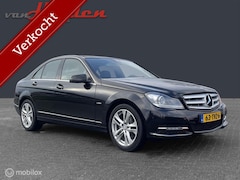 Mercedes-Benz C-klasse - 180 Avantgarde Automaat Xenon PDC NAVI Led Org NL 120;000KM NAP Nette Auto