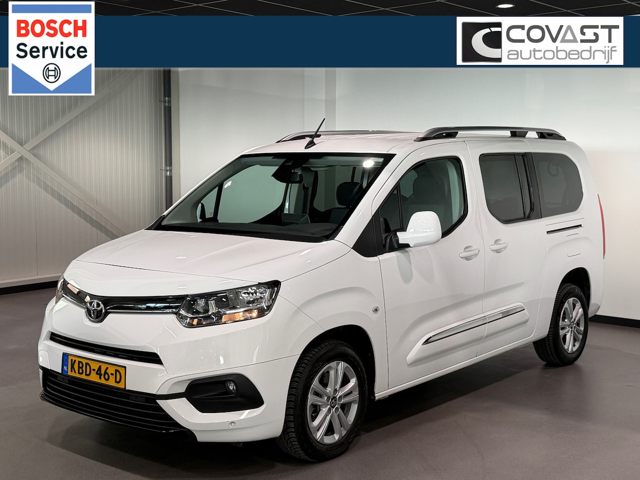 Toyota ProAce City Verso - 1.2 Turbo Active Long 7p. Automaat|Camera|Navigatie|Carplay|7-Persoons - AutoWereld.nl