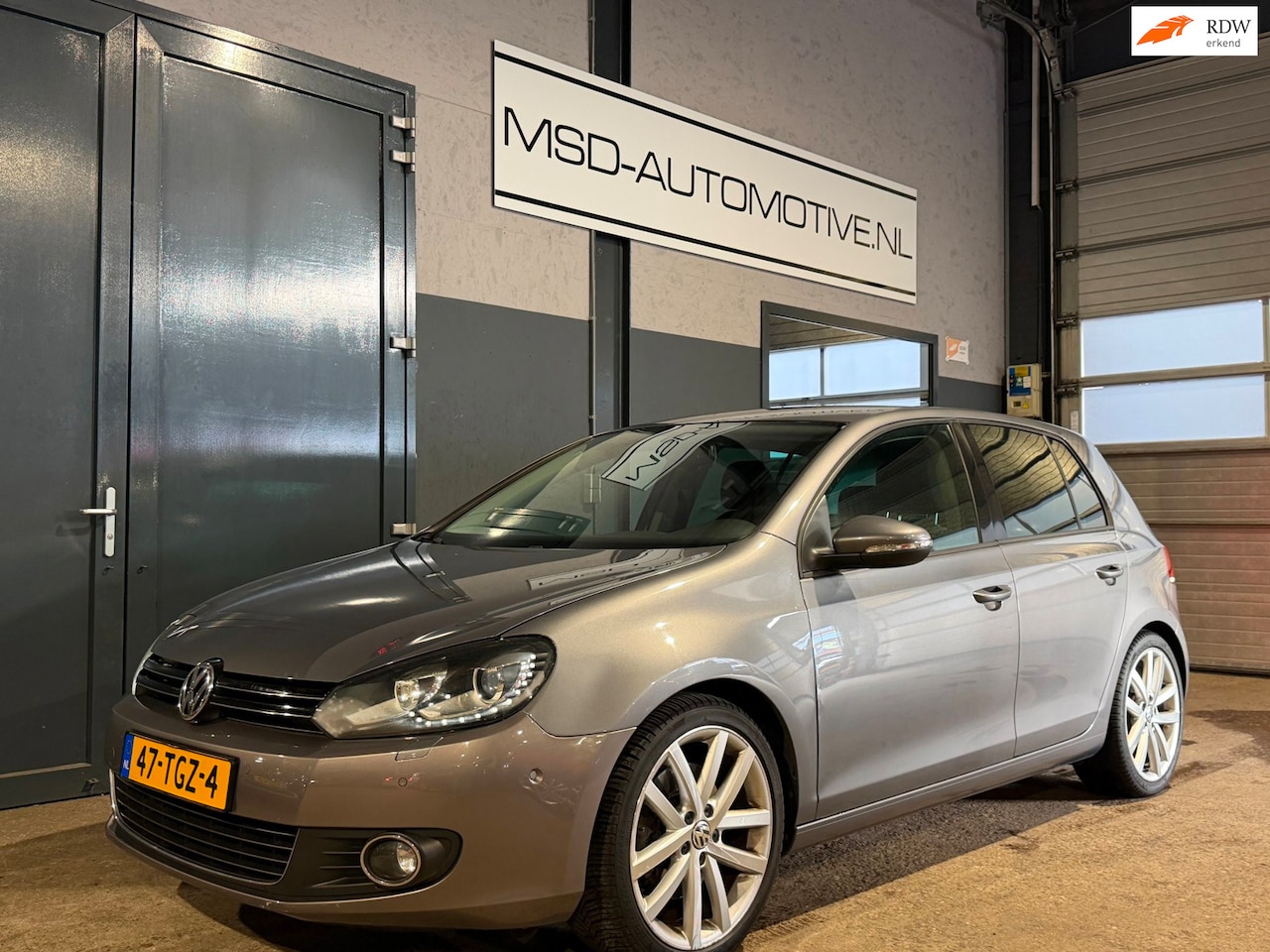 Volkswagen Golf - 1.4 TSI Highline LED|NAP|AUTOMAAT ! - AutoWereld.nl