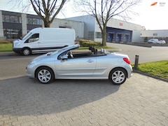 Peugeot 207 CC - 1.6 VTi