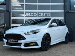 Ford Focus - 2.0 ST-3 250pk / CarPlay /Recaro stoelen /