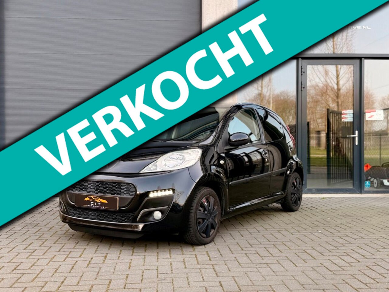 Peugeot 107 - 1.0 Envy Facelift | Airco | Bluetooth | Elek. pakket | NL Auto - AutoWereld.nl