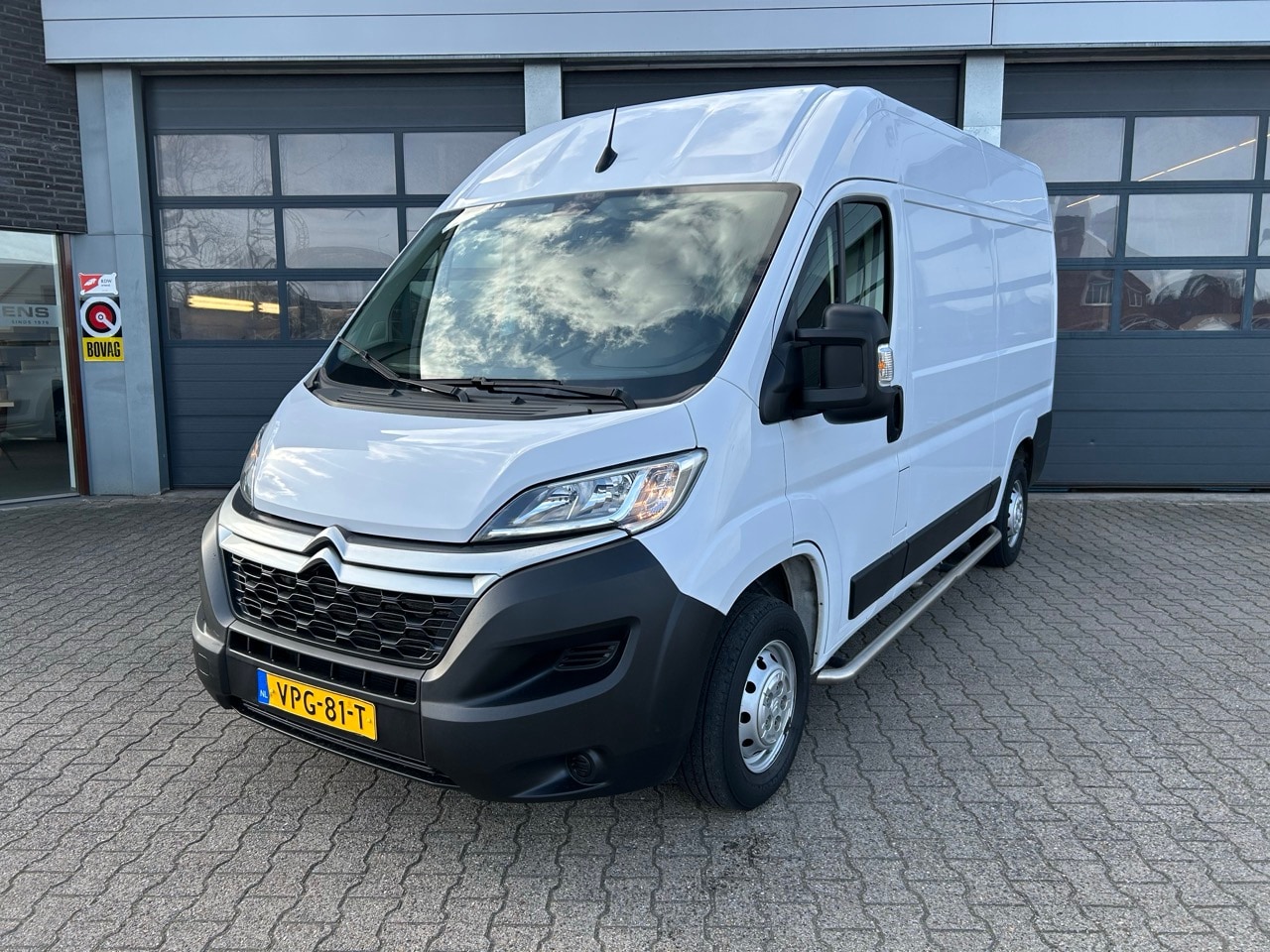 Citroën Jumper - GB 30 L2H2 2.2 BlueHDi 140pk Club - AutoWereld.nl