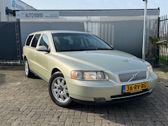 Volvo V70 - 2.4 Momentum AUT - Airco - Cruise - Leder - APK 01-27