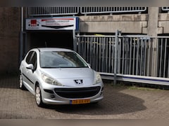 Peugeot 207 - 1.4 VTi Cool 'n Blue