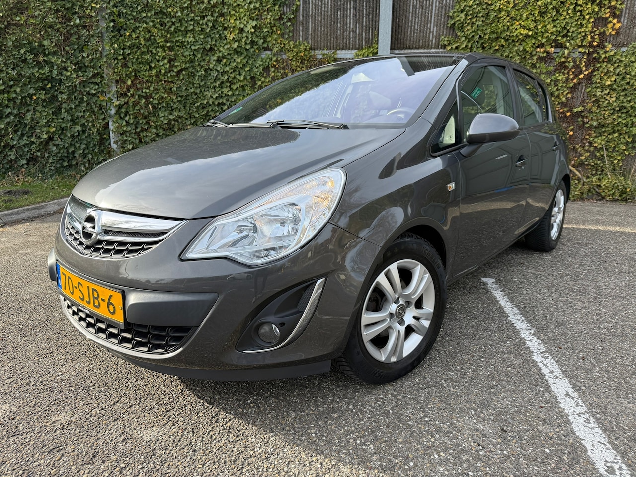 Opel Corsa - 1.3 CDTi EcoFlex S/S Cosmo AIRCO | PARKEER | TREKHAAK - AutoWereld.nl