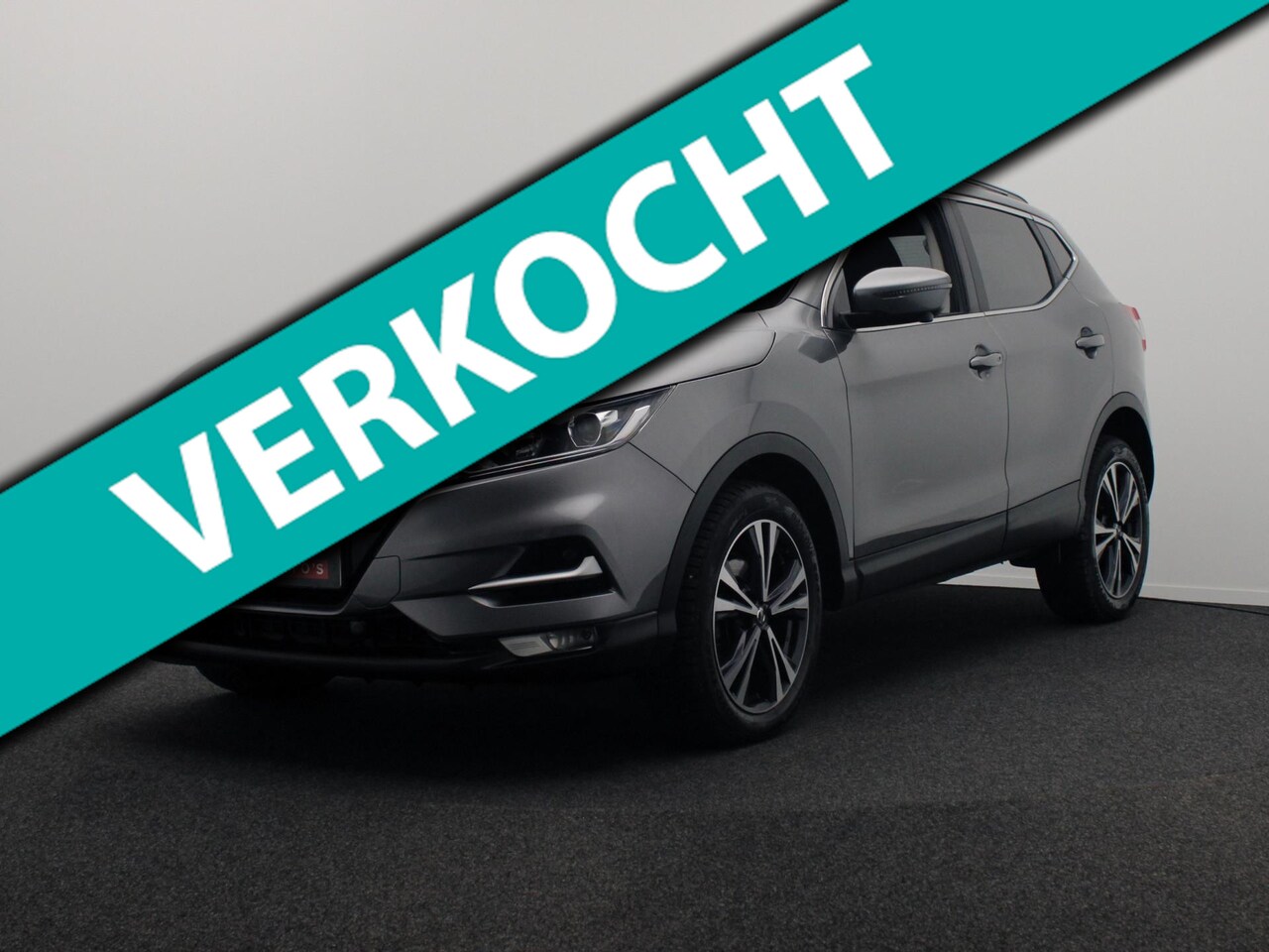 Nissan Qashqai - 1.3 DIG-T Design Edition Automaat Carplay 360° Camera Panorama-dak Navigatie * 1e Eigenaar - AutoWereld.nl