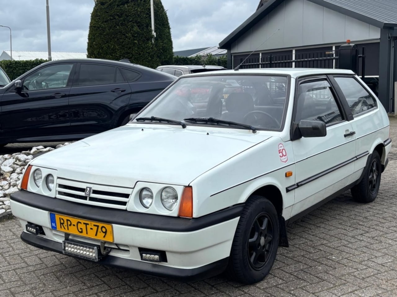 Lada Samara - 1.5i Saga 1997 Wit NL Auto Trekhaak - AutoWereld.nl