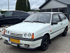 Lada Samara - 1.5i Saga 1997 Wit NL Auto Trekhaak