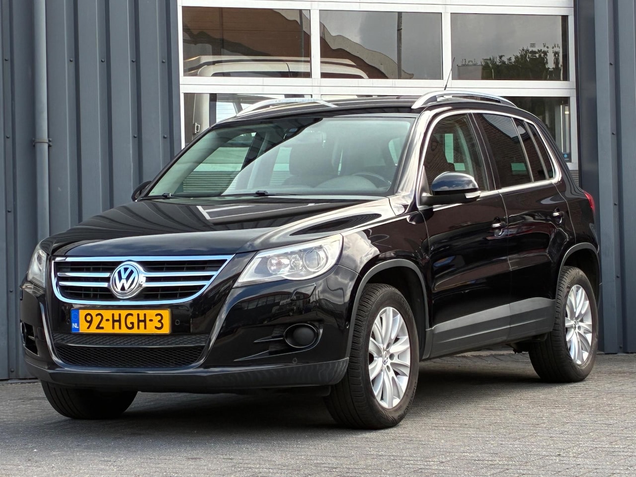Volkswagen Tiguan - 1.4 TSI Sport&Style 4Motion Climate control Cruise control Pdc - AutoWereld.nl