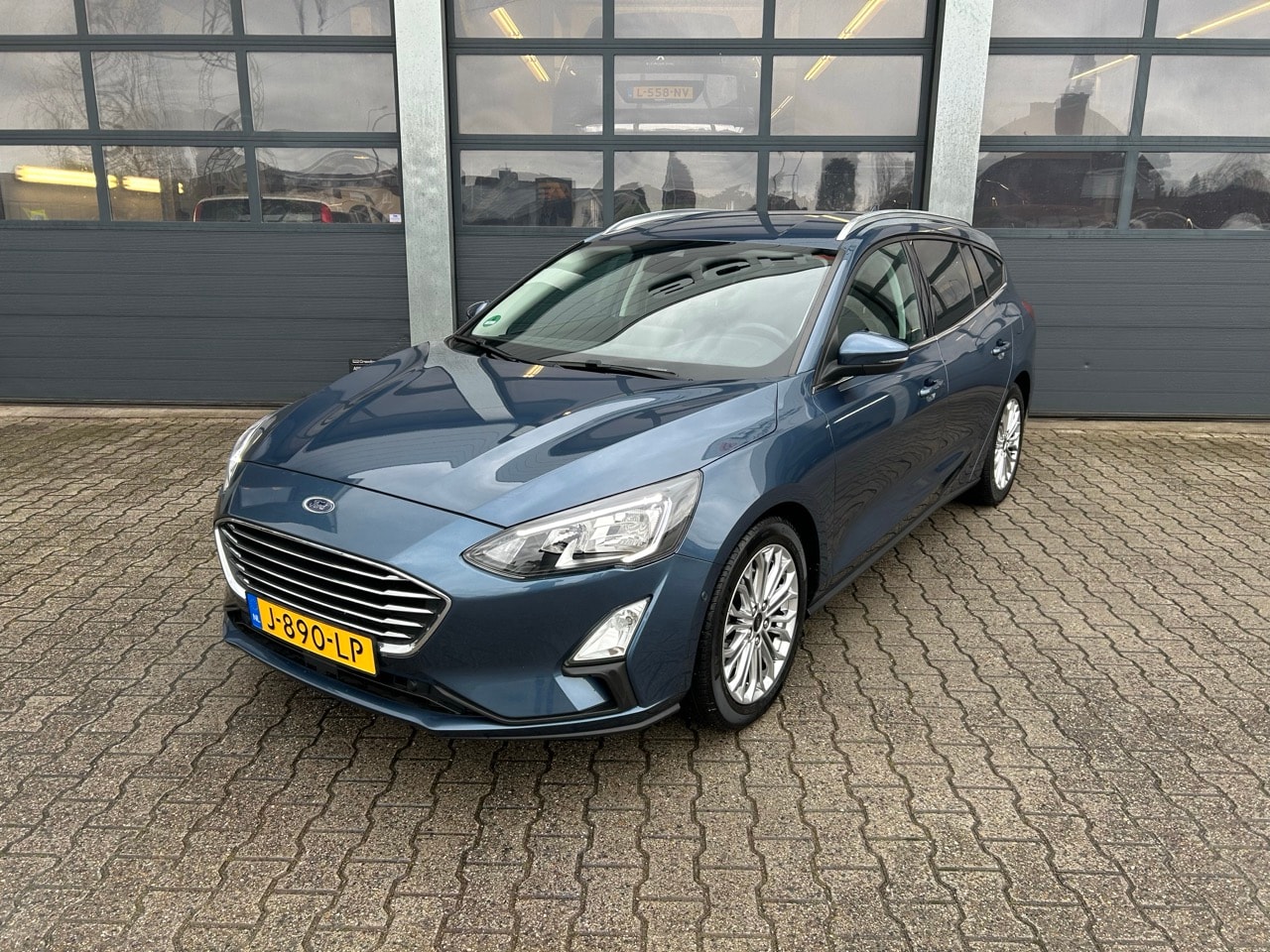 Ford Focus Wagon - 1.0 EcoBoost Hybrid Titanium X Business 1.0 EcoBoost Hybrid 155pk Titanium X Business - AutoWereld.nl