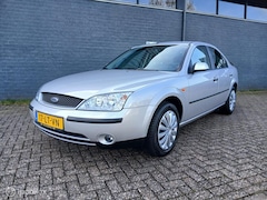 Ford Mondeo - 1.8-16V NL Auto/85.000Km Nap/Apk 03-'27