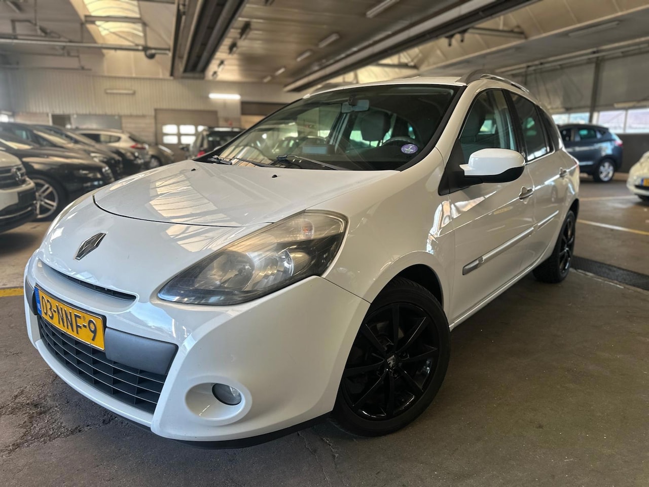 Renault Clio Estate - 1.5 dCi Authentique | Navi | Airco | LMV | - AutoWereld.nl
