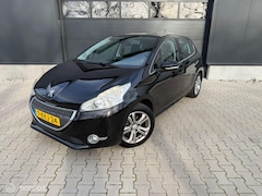 Peugeot 208 - 1.2 VTi Allure CARPLAY DISTR. VV CRUISE CLIMA