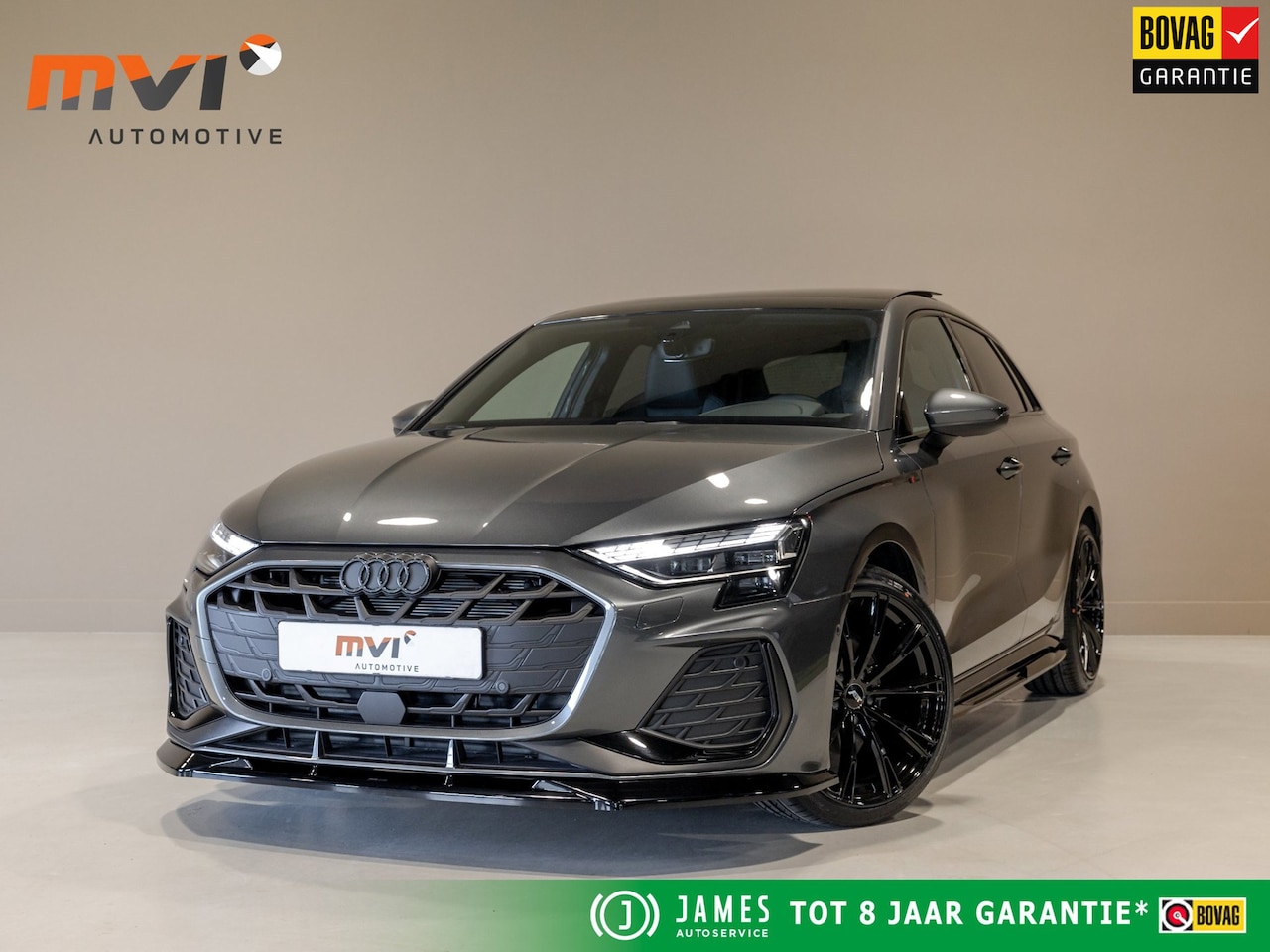 Audi A3 Sportback - 35 TFSI S edition / 150pk / Maxton / Panorama dak / Sonos / Achteruitrij camera / - AutoWereld.nl