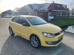 Volkswagen Polo - 1.4-16V Highline