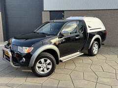 Mitsubishi L 200 - 2.5 DI-D Club Cab Intense|AIRCO|Poly-top gereed gemaakt voor CAMPER-Unit opbouw| 4X4|