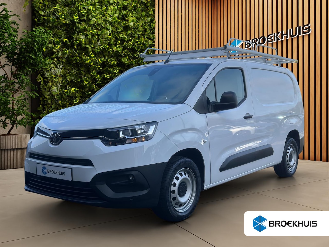 Toyota ProAce City - 1.2 Turbo Live Long Trekhaak | Imperiaal | In nette staat! - AutoWereld.nl