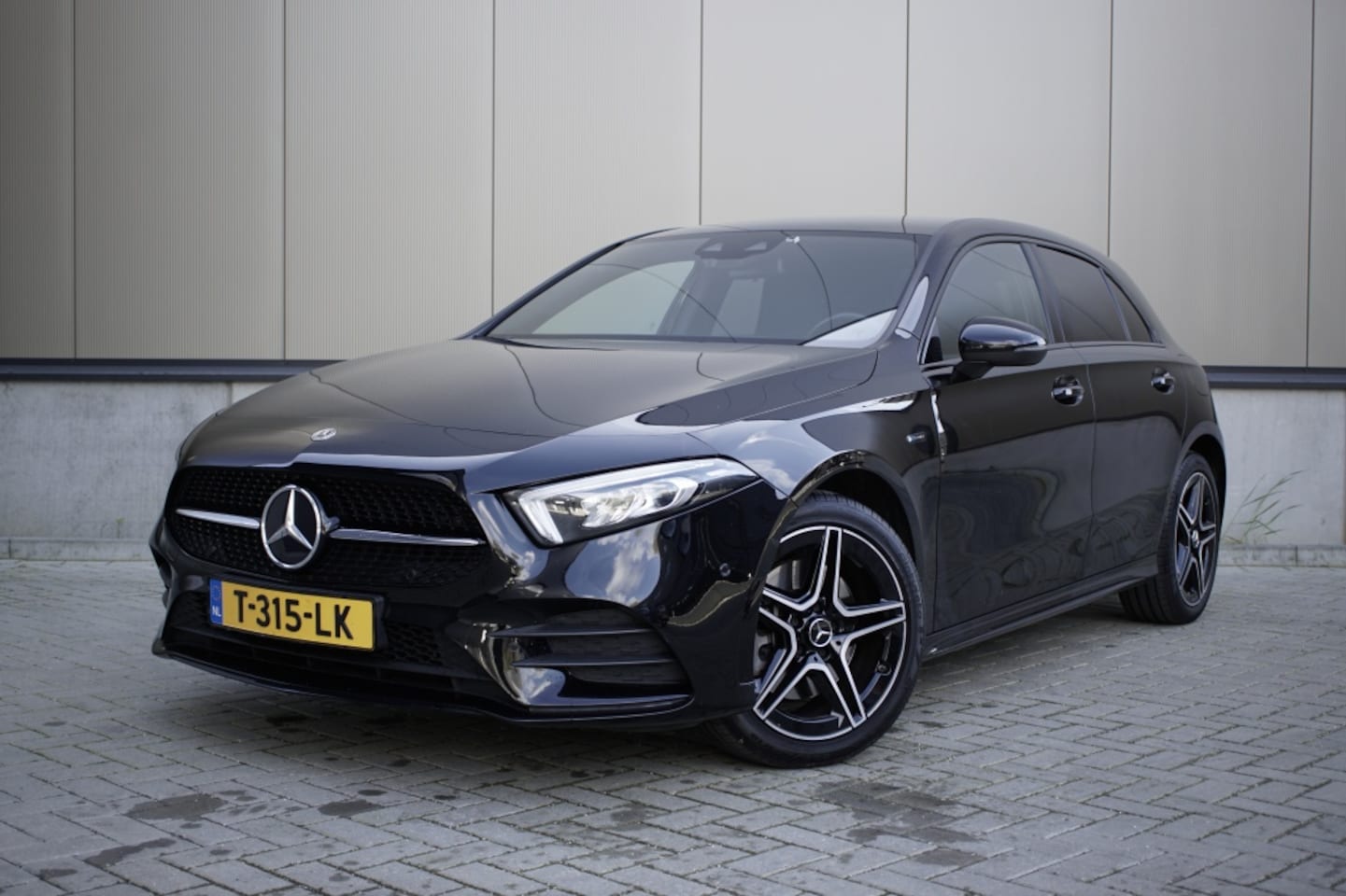 Mercedes-Benz A-klasse - 250 e Bns Sol. AMG - AutoWereld.nl