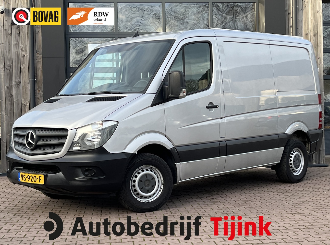 Mercedes-Benz Sprinter - 210 2.2 CDI 325 L1H1 | Automaat | Airco | Trekhaak | Camera | Betimmering | - AutoWereld.nl