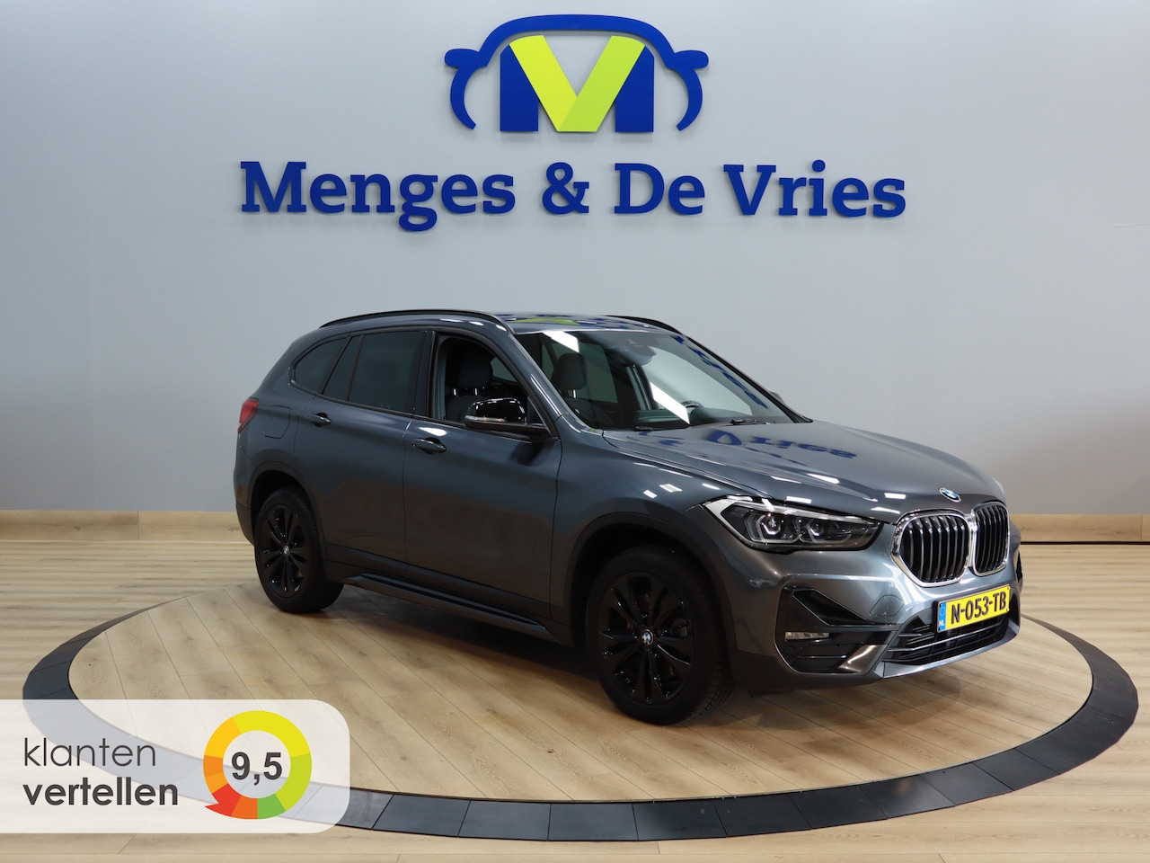 BMW X1 - sDrive20i Business Edition Airco ECC | Head Up Display | Apple Carplay | Camera | LED | C - AutoWereld.nl
