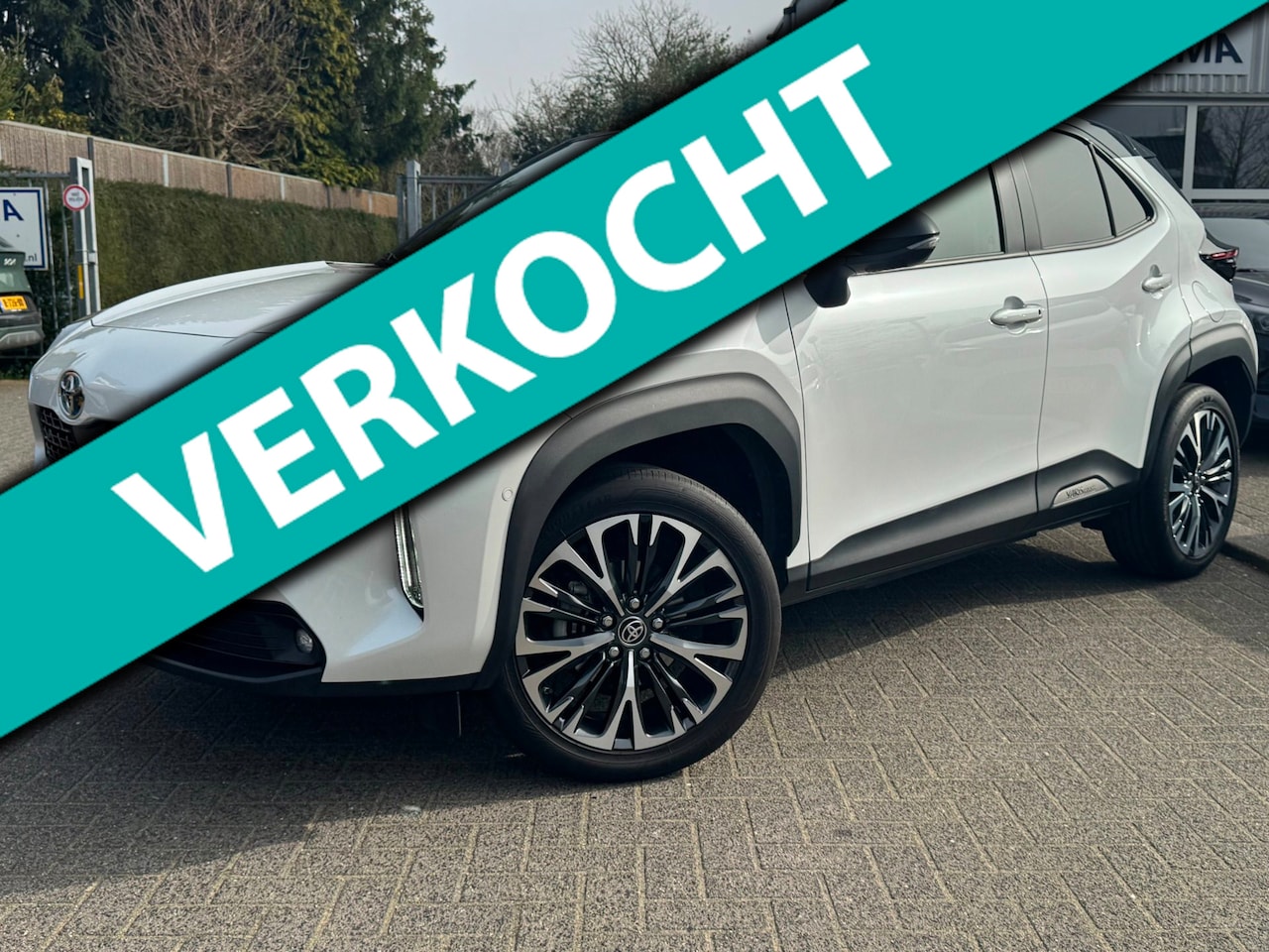 Toyota Yaris Cross - 1.5VVTI HEV EXECUTIVE | 360* Camera | HUD | Stuurverwarming | Stuurverwarming | - AutoWereld.nl