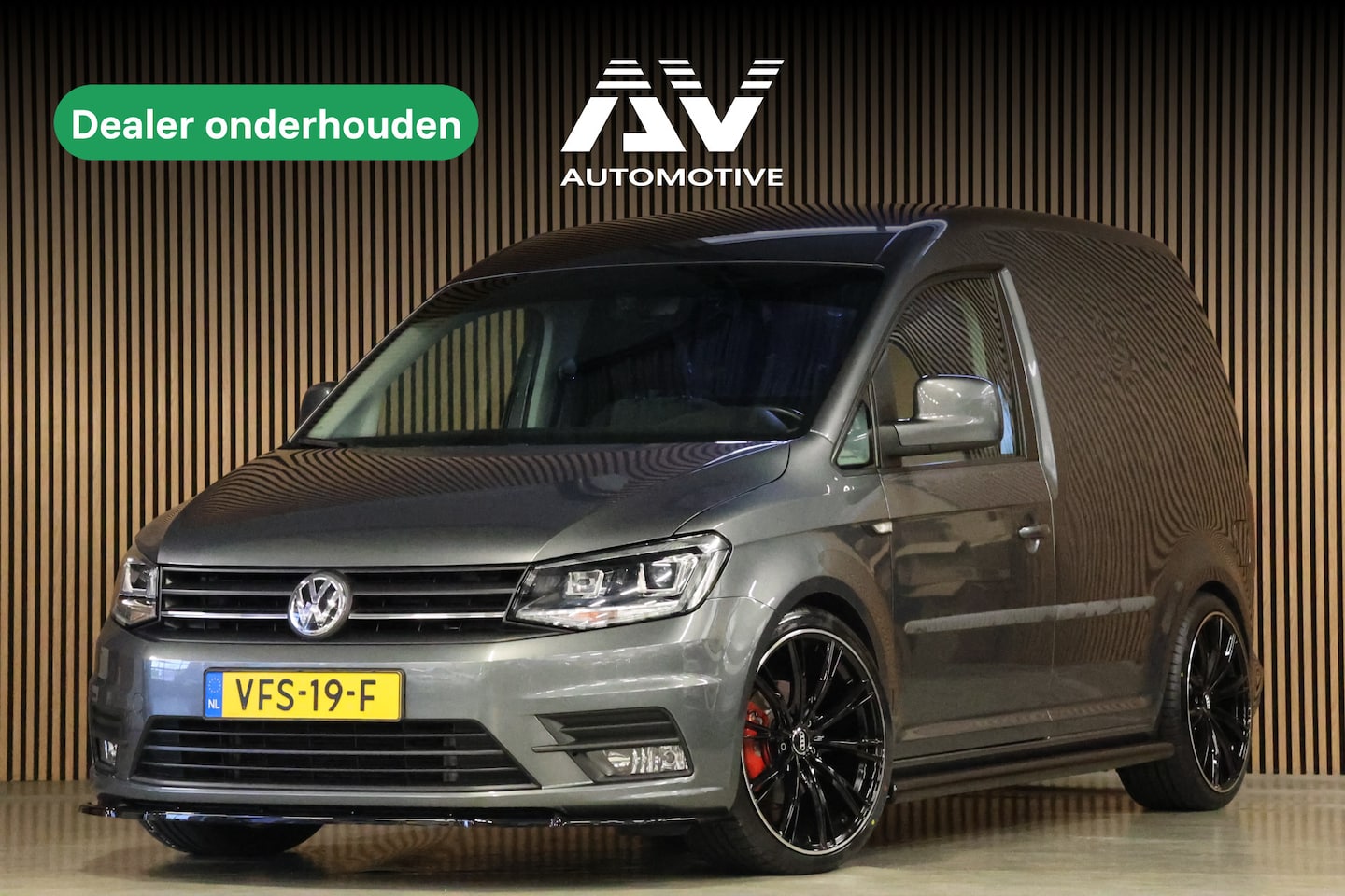 Volkswagen Caddy - 2.0 TDI Exclusive 185 PK | Bi-Xenon | ACC | CarPlay | Navigatie | PDC | MF Stuur | Trekhaa - AutoWereld.nl