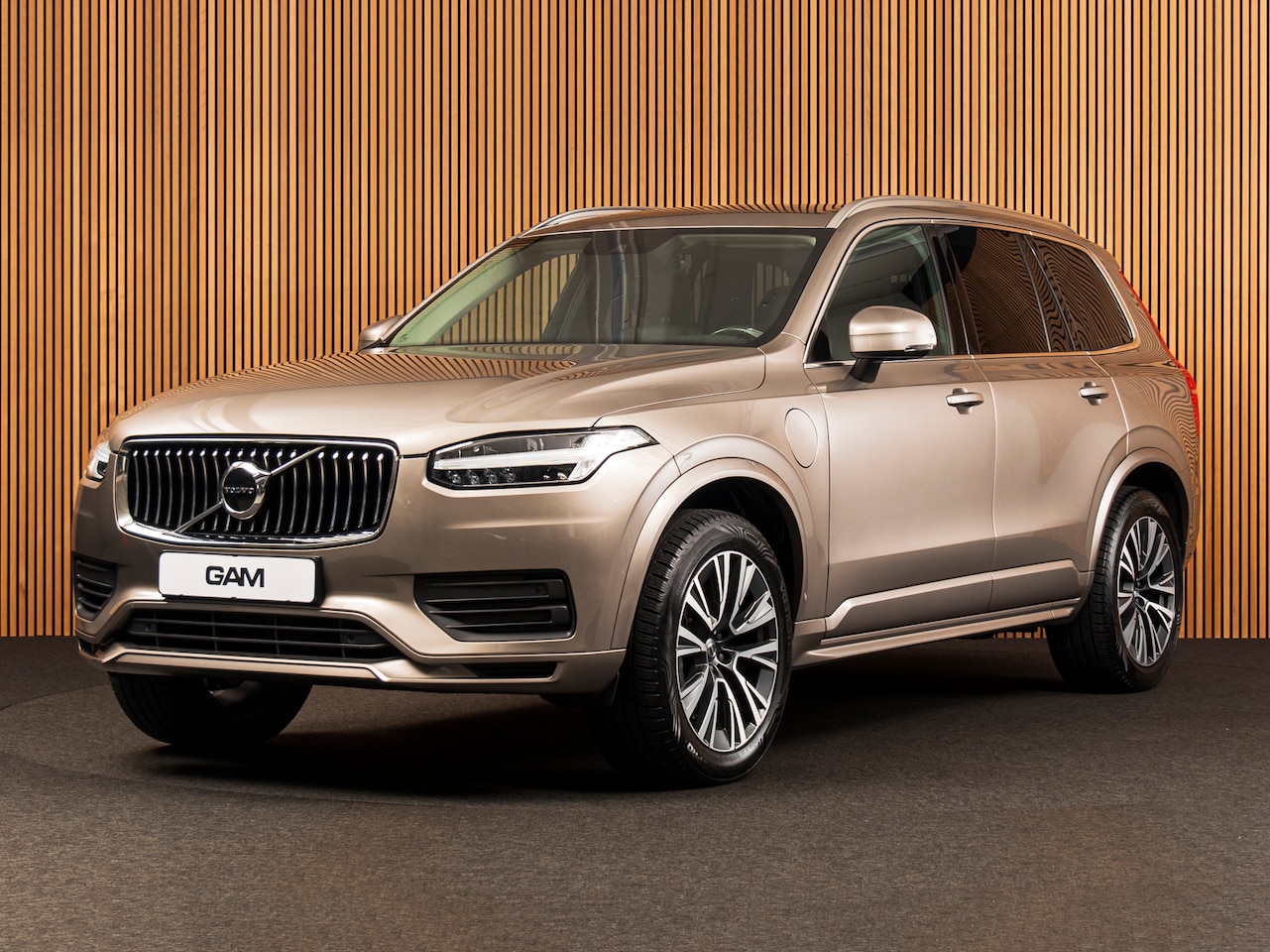Volvo XC90 - 2.0 T8 Twin Engine AWD Momentum Pro 20" | TREKHAAK | CAMERA - AutoWereld.nl