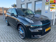 Lynk & Co 01 - 1.5 / Panorama dak / Telefoon / Climate controle / Add Cruise / Carplay / Navigatie