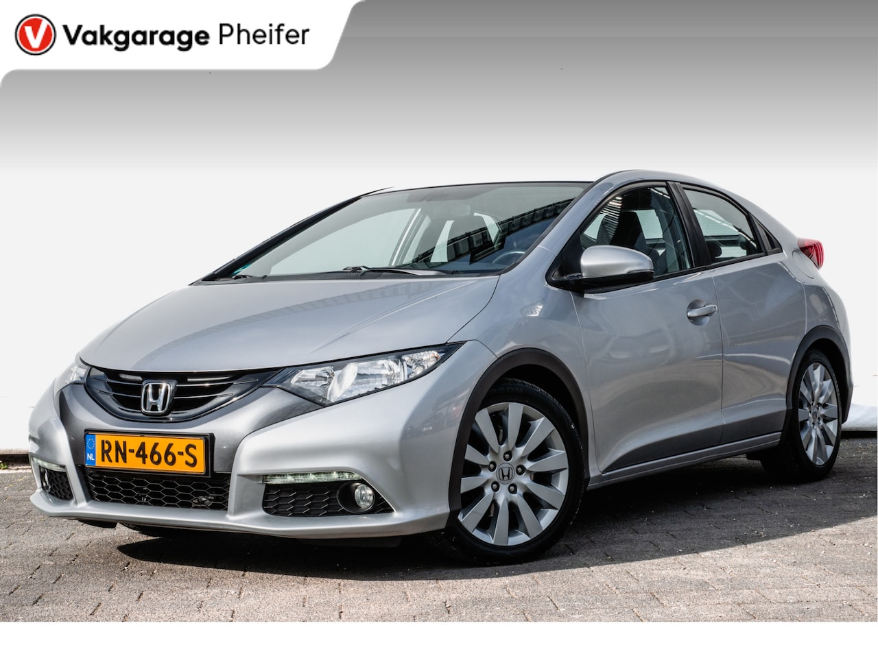 Honda Civic - 1.4 100pk Sport 17" Lmv/ Climate control/ Camera/ Cruise control - AutoWereld.nl