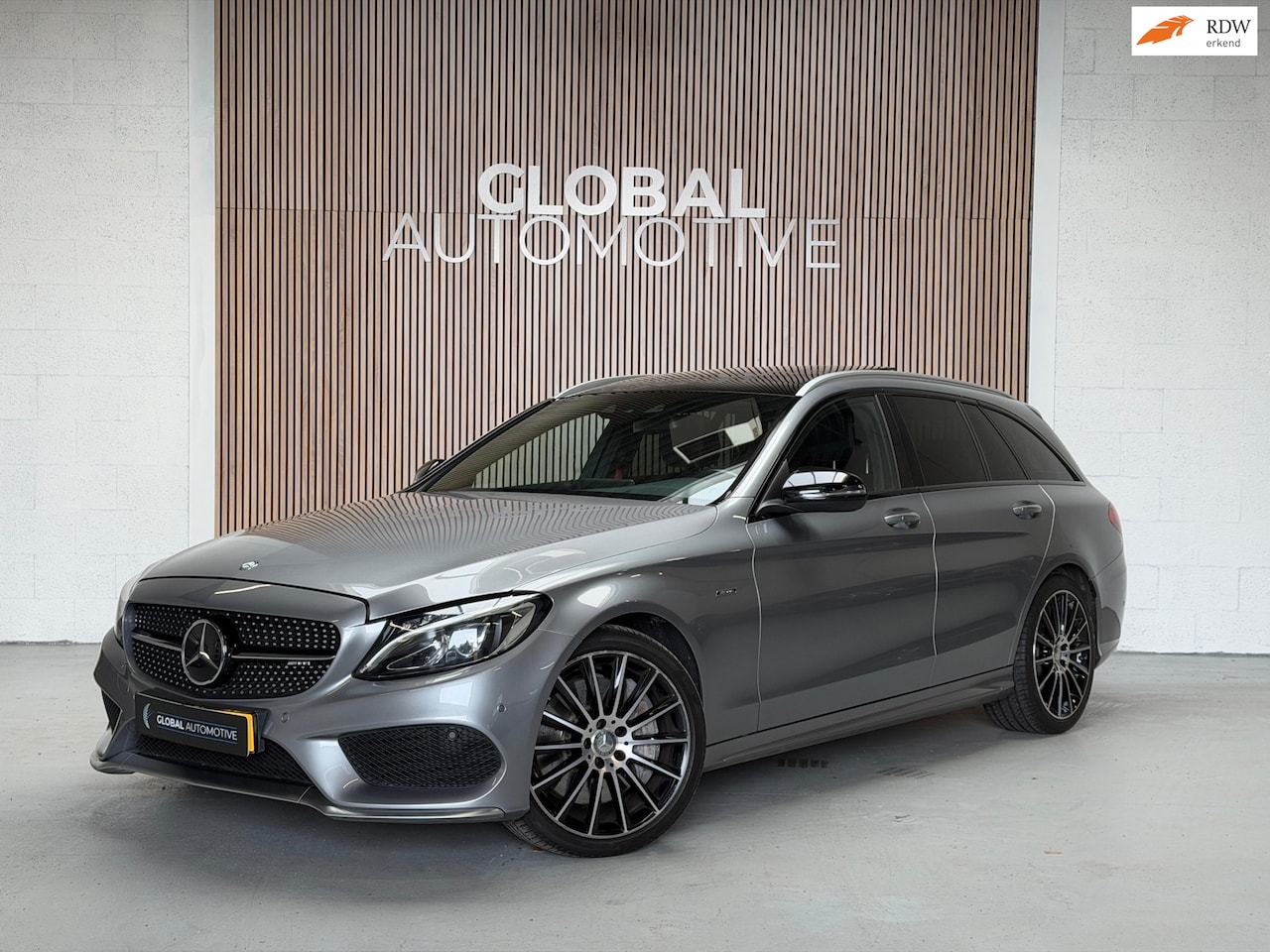 Mercedes-Benz C-klasse Estate - 450 AMG 4MATIC - SCHUIFDAK - BURMESTER - AutoWereld.nl